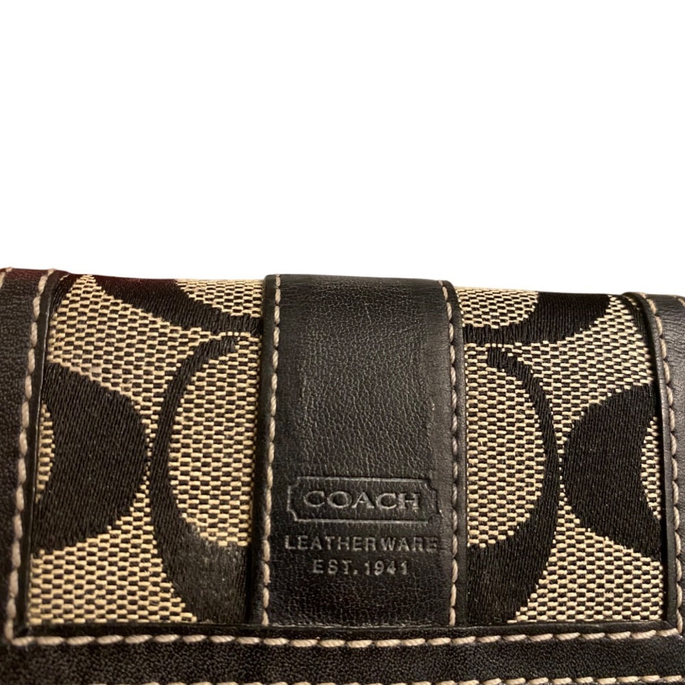 Coach Signature Black and Tan Key Case Holder Card Holder Small Wallet